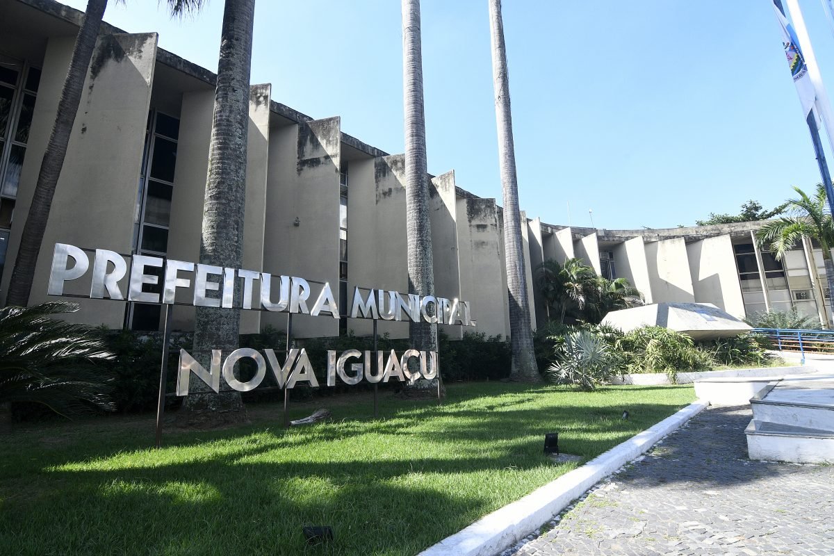 Nova Iguaçu lança concurso público com 452 vagas na área da Saúde