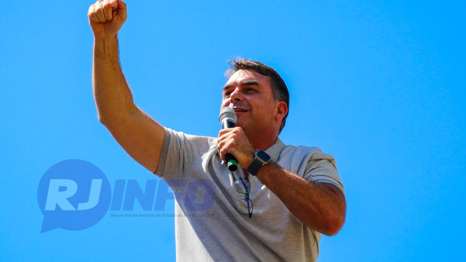 Flávio Bolsonaro lidera corrida ao Senado no Rio, aponta pesquisa Real Time Big Data