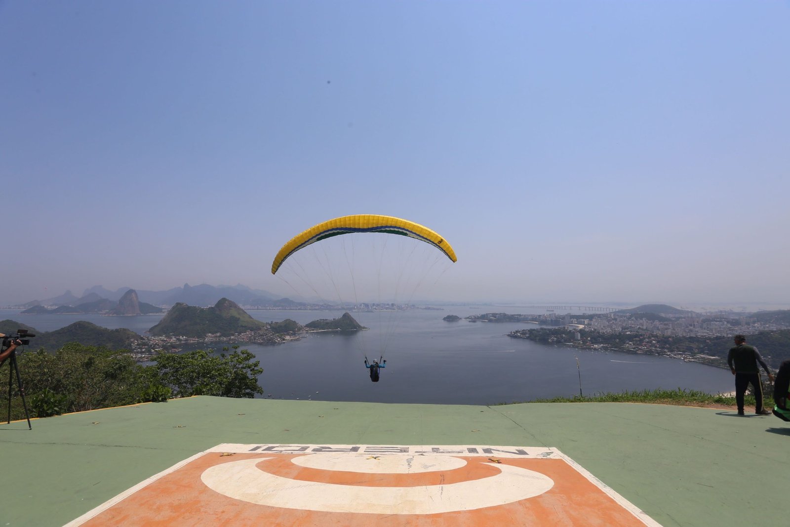 Rampas de parapente de Niterói devem reabrir com novidades após acidente fatal