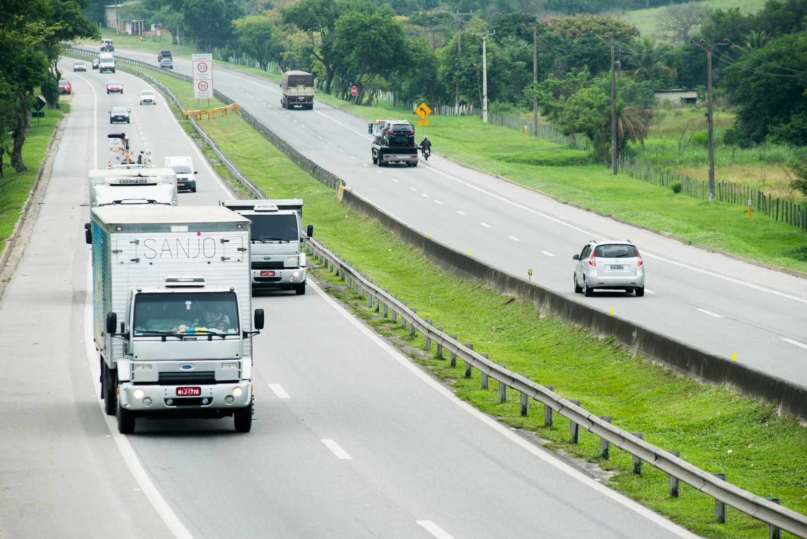 RJ: Firjan aponta aumento de 10% no número de roubos de carga no estado