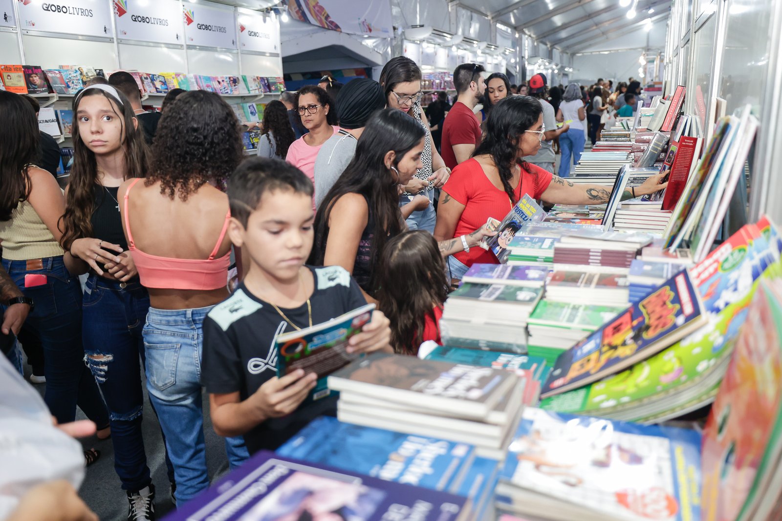 Feira Literária de Saquarema reúne grandes autores e destaca meio ambiente e saberes ancestrais