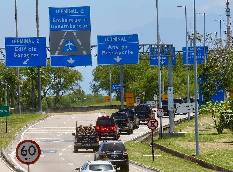 Líderes do CV transferidos em operação no Rio