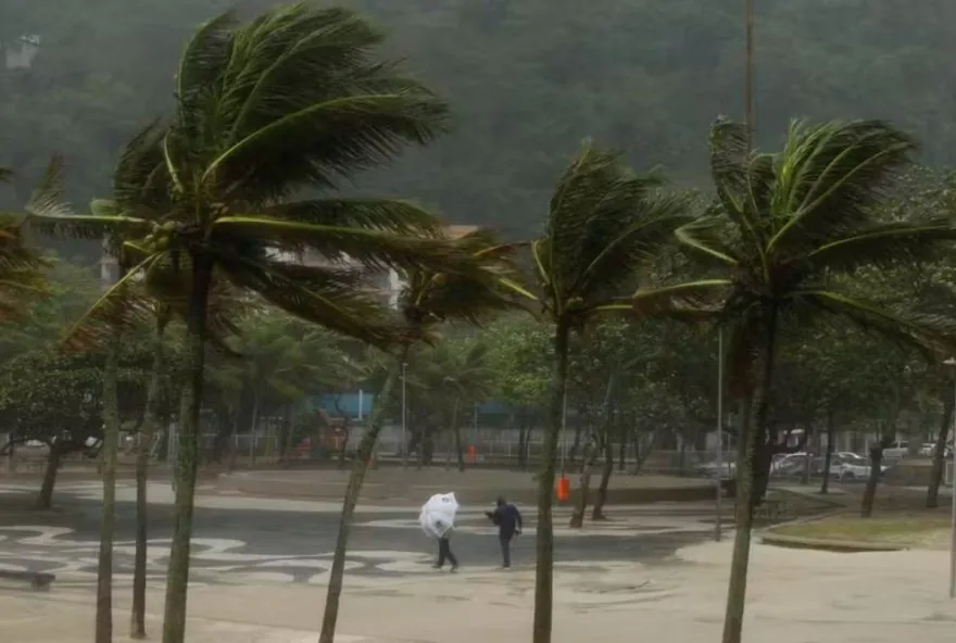 Ciclone extratropical se aproxima do Rio — o que pode acontecer nas próximas horas