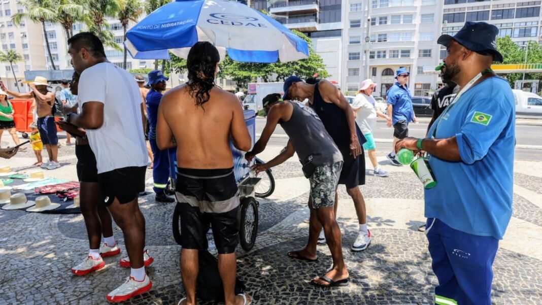 Rio oferece Força-tarefa para distribui água potável gratuita durante onda de calor